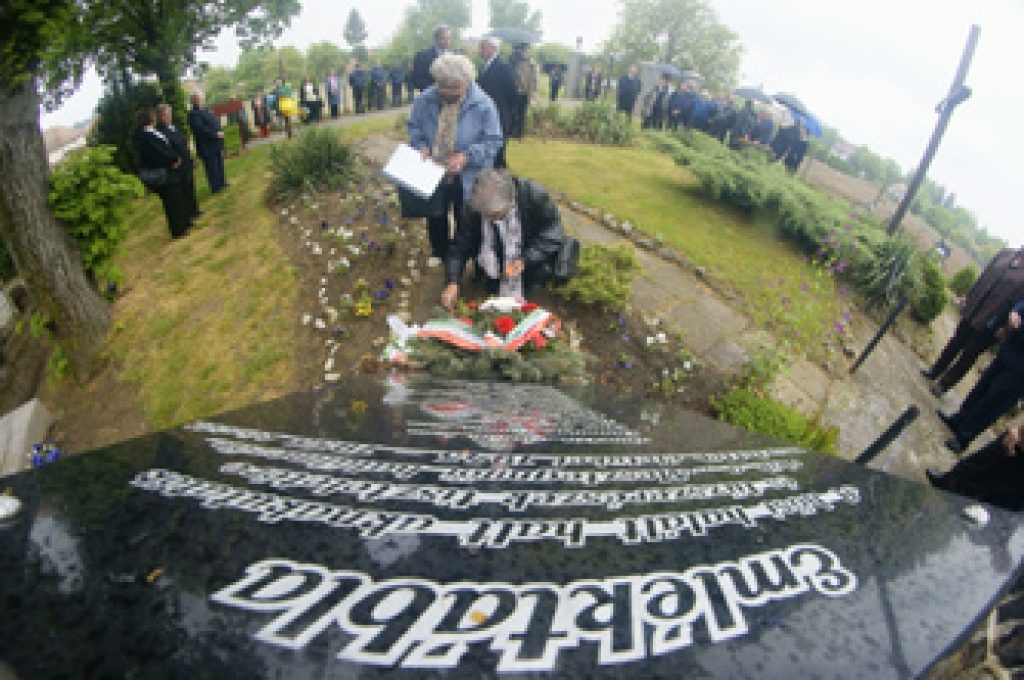 A Tűzszerészek emléknapját ünnepelték Mesztegnyőn